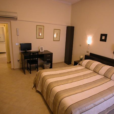 Guest House Roma Prato Zimmer foto