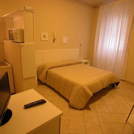 Guest House Roma Prato Zimmer foto