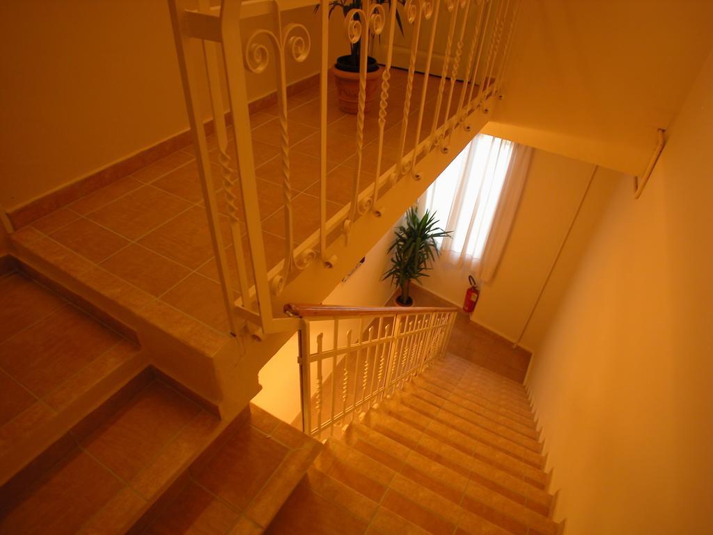 Guest House Roma Prato Exterior foto