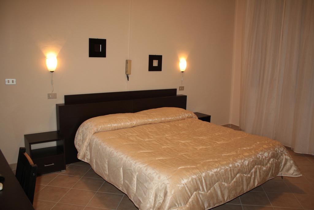Guest House Roma Prato Zimmer foto