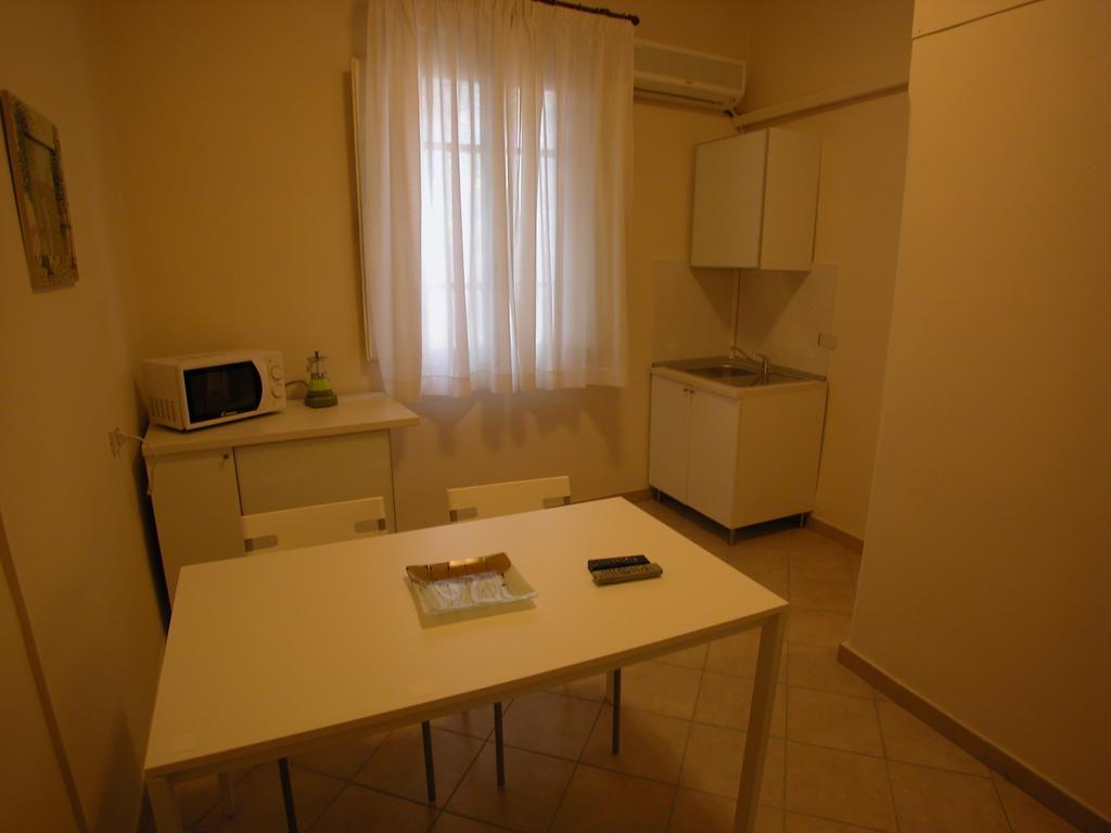 Guest House Roma Prato Zimmer foto