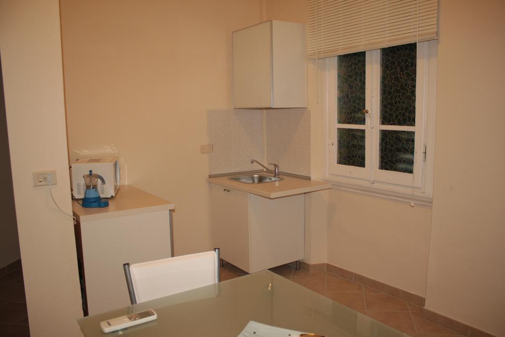 Guest House Roma Prato Zimmer foto