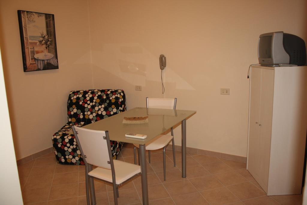 Guest House Roma Prato Zimmer foto